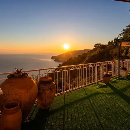 Holiday home Lo Specchio Di Eolo-zais Saracen *