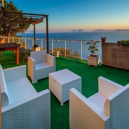 Holiday home Lo Specchio Di Eolo-zais Saracen *