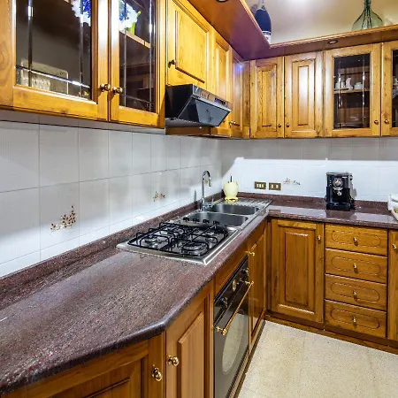 Holiday home Lo Specchio Di Eolo-zais Saracen *
