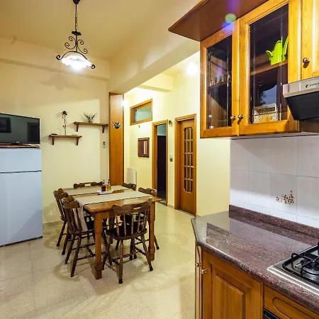Lo Specchio Di Eolo-zais Saracen Holiday home *